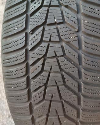 Pneumatici Invernali HANKOOK 215 55 R18