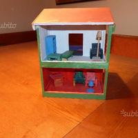 Casette in legno per bambole