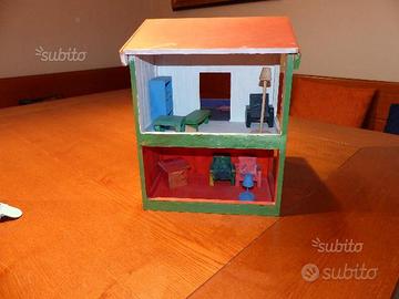 Casette in legno per bambole