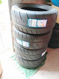  4 GOMME 255/50 R16  99W
