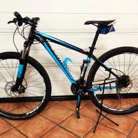 MTB SPECIALIZED ROCKHOPPER 29 NERO-AZZURRO