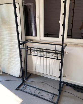 Letto singilo in ferro e materasso