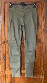 Pantaloni donna