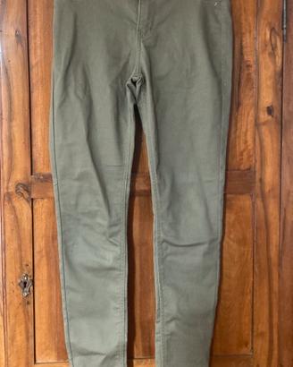 Pantaloni donna