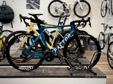 Factor One 2023 |Sram Rival AXS | Ruota Carbonio