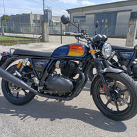 Royal Enfield Blackout 650