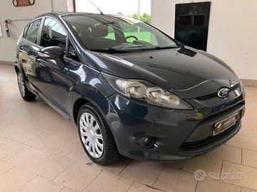 Ford Fiesta 1.2 82CV 5 porte NEOPATENTATI EURO5