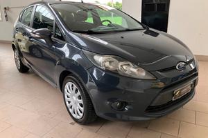 Ford Fiesta 1.2 82CV 5 porte NEOPATENTATI EURO5