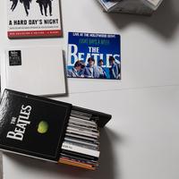  Piccole collezioni CD e DVD musicali 