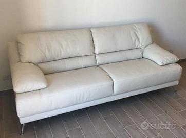 Divano tre posti Divani e Divani in pelle