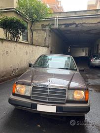 Mercedes-Benz Classe E 200 W124