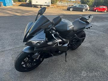 Yamaha R6