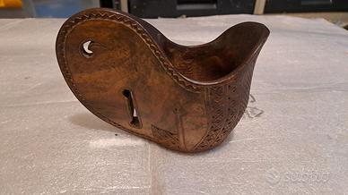 Tazza antica da cintura in legno scolpito a mano