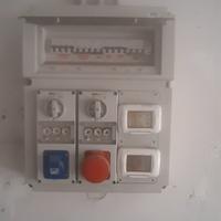 quadro elettrico trifase