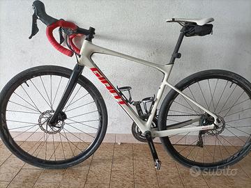 giant Advanced revolt 2 gravel  carbonio taglia M