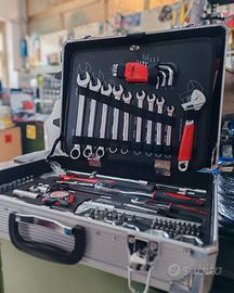 VALIGETTA-TROLLEY CON 159 UTENSILI