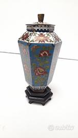 Vaso Cloisonné Cinese con Base Legno – vintage