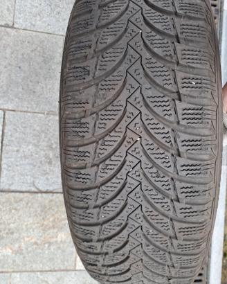 Gomme da neve con cerchi in lega