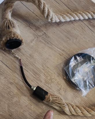 Lampada in corda a sospensione