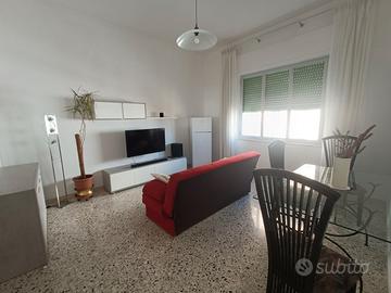 Arredato in centro per tudenti o professionisti