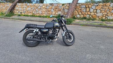 Mash Black Seven 125 - 2020