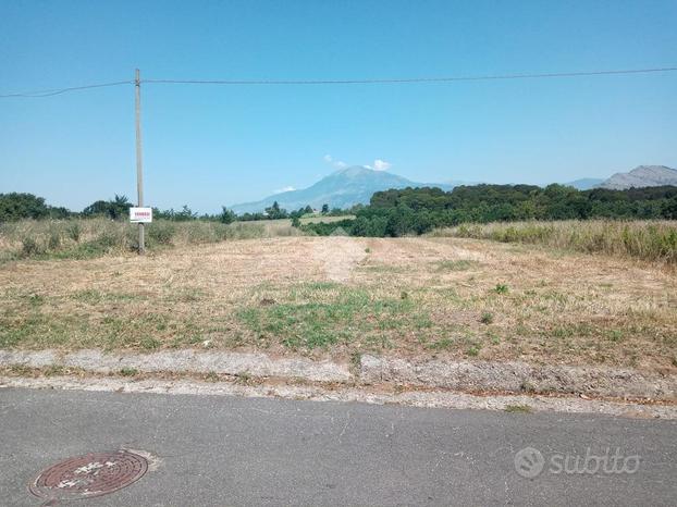 TER. RESIDENZIALE A ROCCA D'EVANDRO