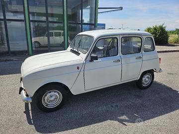 Renault 4 