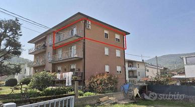 Immobile in asta di 121 m² con 4 locali e box auto