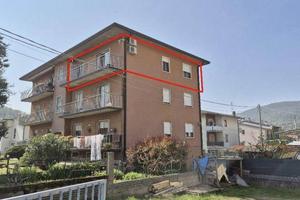 Immobile in asta di 121 m² con 4 locali e box auto