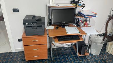 SCRIVANIA con cassettiera