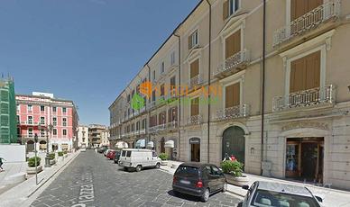 Locale commerciale, Piazza Pepe - Campobasso