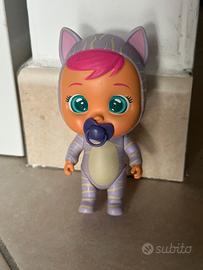 Cry Babies Katie solo bambola con ciuccio
