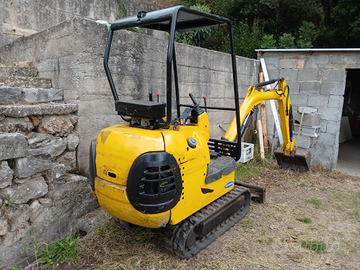 Miniescavatore komatsu pc15R8