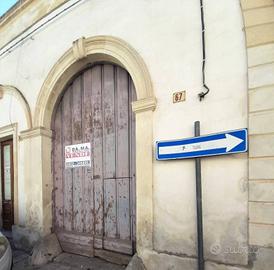 Antica casa con giardino in Salento nel Centro di