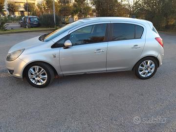opel corsa anno 2011