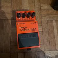 Boss Mega Distortion MD-2