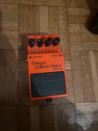 Boss Mega Distortion MD-2