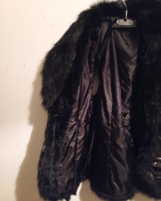 pelliccia di  volpe -pellicceria di alta qualità 