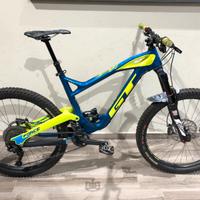 MTB GT Force Carbon Expert 2017 tg L