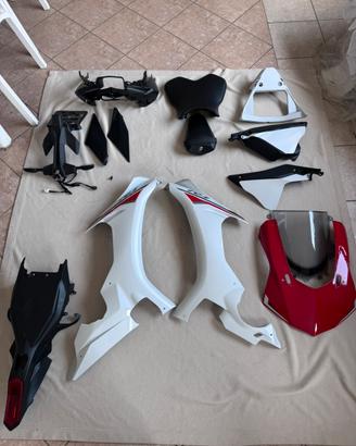 Ricambi r1 2016 in poi