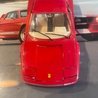 Ferrari testarossa BBURAGO scala 1/18 .
