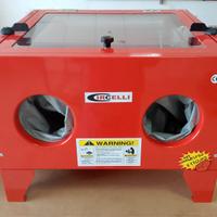 Sabbiatrice pneumatica da banco con accessori