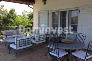 Villa di 260 m² con più di 5 locali a Capalbio