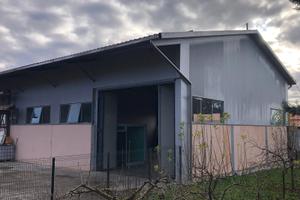 Capannone magazzino laboratorio