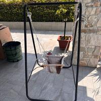 Altalena con struttura