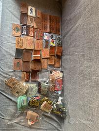 Collezzione di etichette e toppe vintage