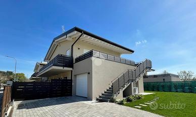 4 LOCALI A LONATO DEL GARDA