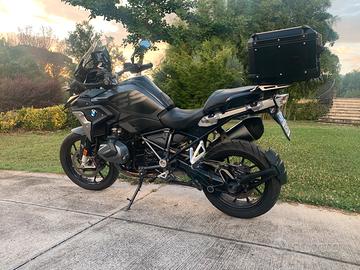 Bmw R 1250 GS triple black