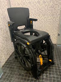Sedia doccia WheelAble pieghevole/da viaggio