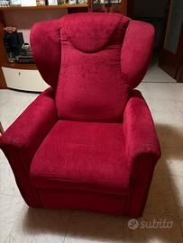 Poltrona motorizzata per persone anziane